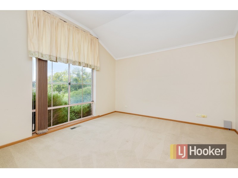 5 Greaves Court, Pakenham VIC 3810