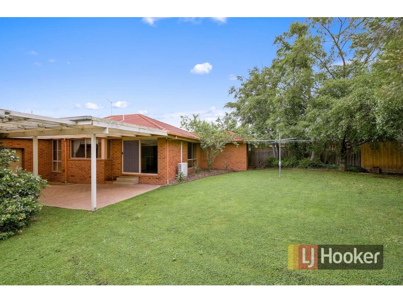 5 Greaves Court, Pakenham VIC 3810