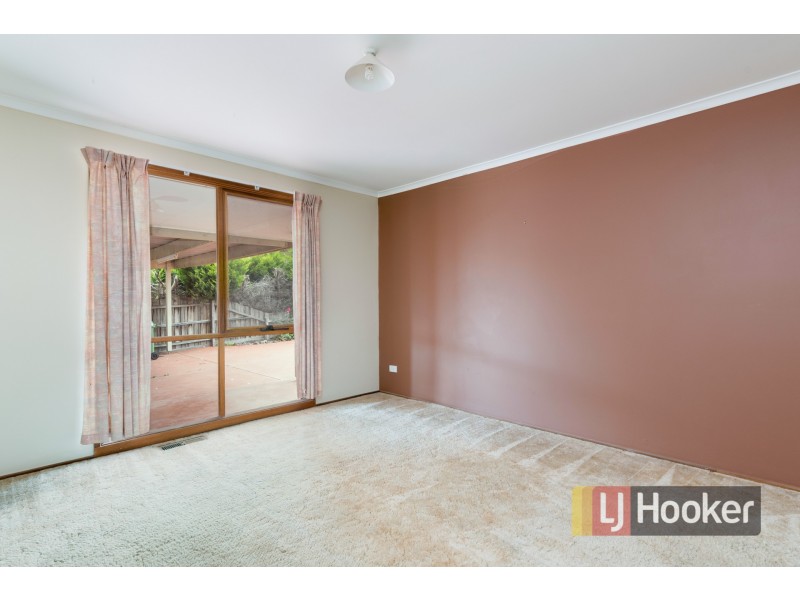 6 Damien Court, Pakenham VIC 3810