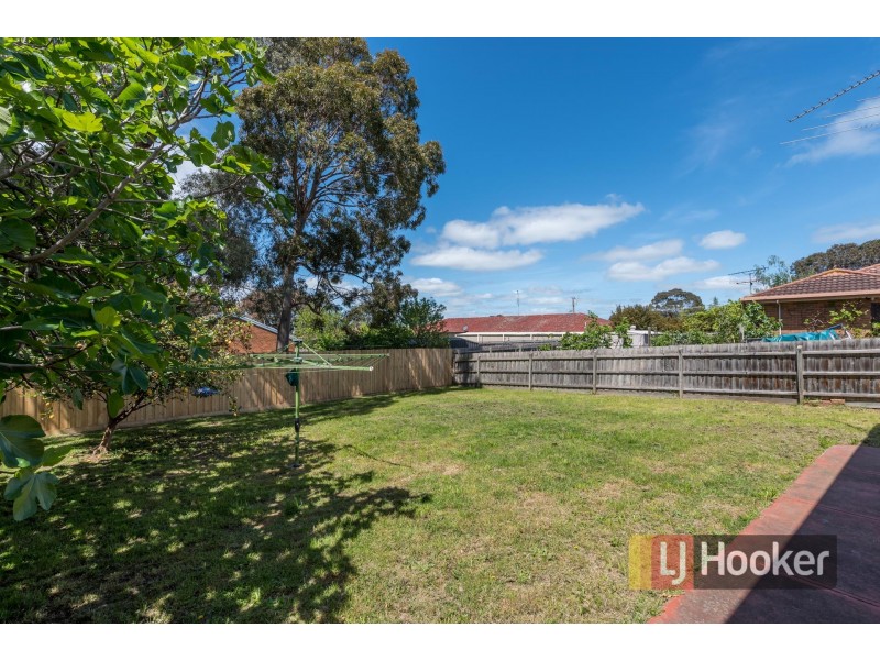 6 Damien Court, Pakenham VIC 3810