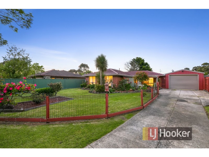 2 Sykes Court, Pakenham VIC 3810
