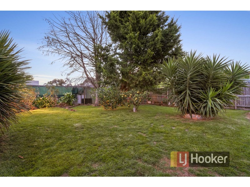 2 Sykes Court, Pakenham VIC 3810