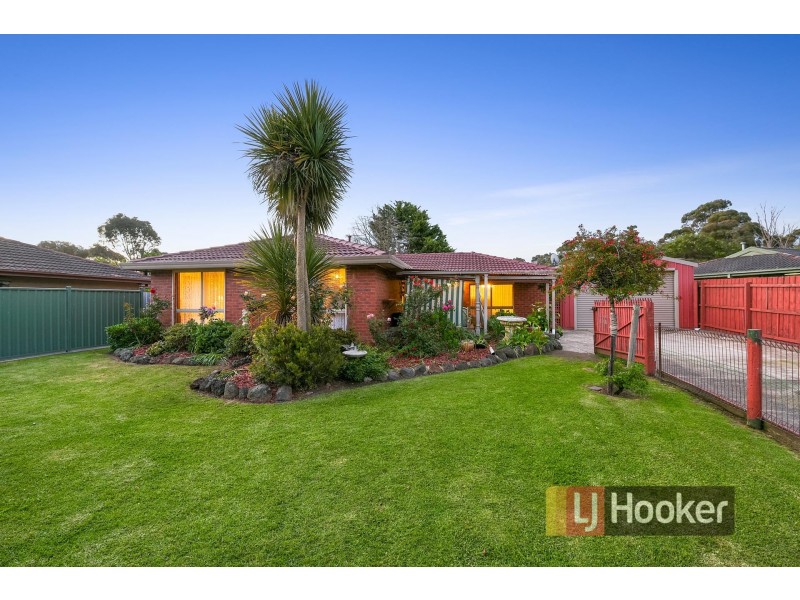 2 Sykes Court, Pakenham VIC 3810