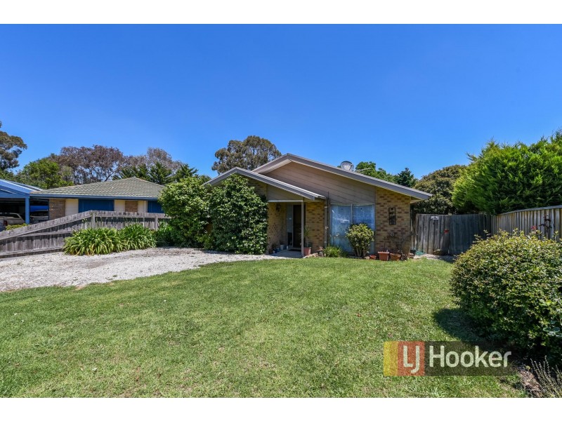 42 Kelburn Road, Berwick VIC 3806