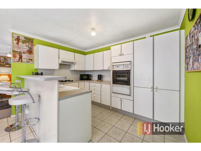 42 Kelburn Road, Berwick VIC 3806