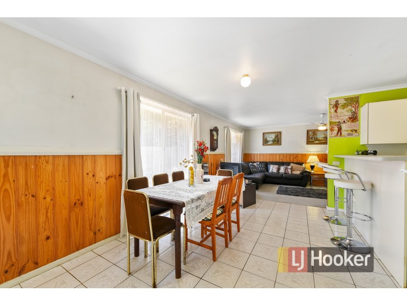 42 Kelburn Road, Berwick VIC 3806