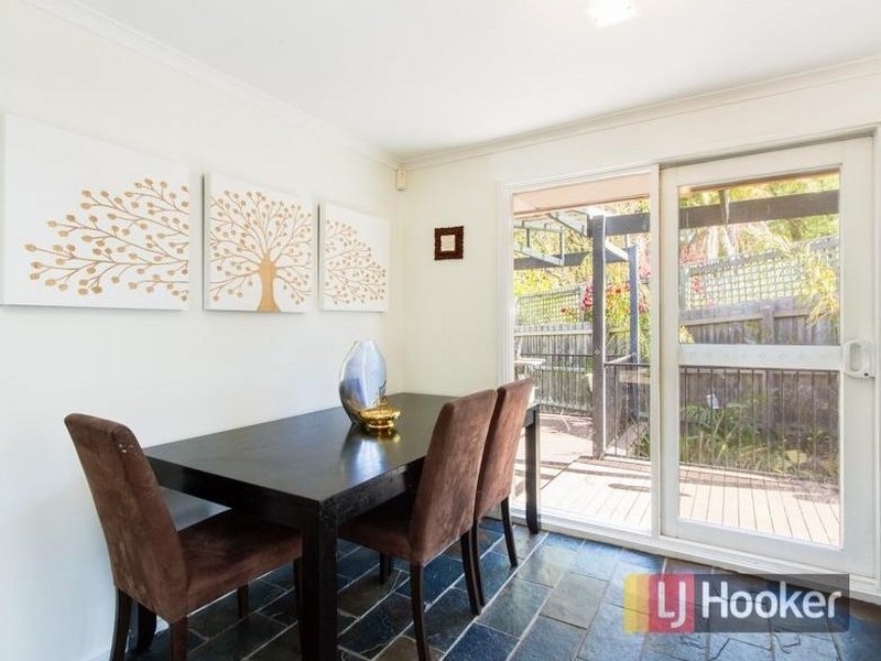 130 Duncan Drive, Pakenham VIC 3810