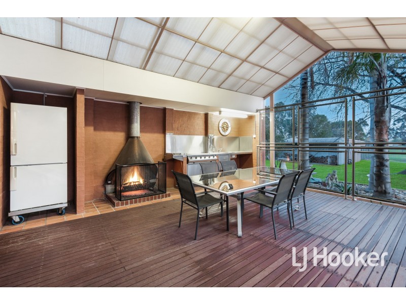 15 Richards Road, Nar Nar Goon VIC 3812