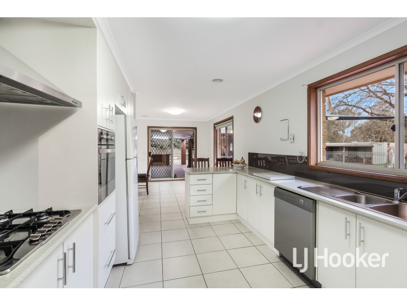 15 Richards Road, Nar Nar Goon VIC 3812