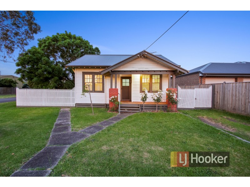 3/7 Alexander Avenue, Koo Wee Rup VIC 3981