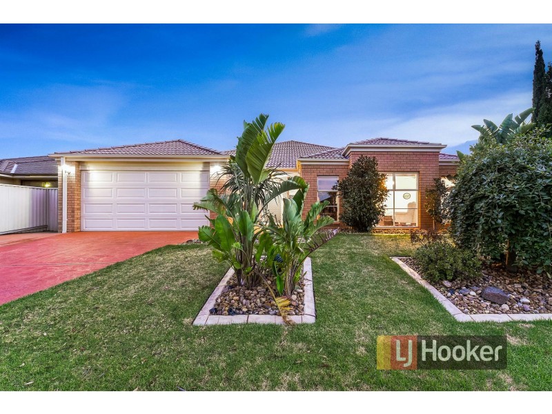 9 Genoa Grove, Pakenham VIC 3810