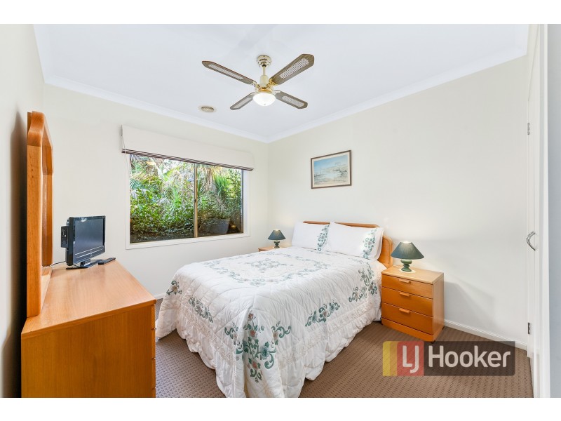 9 Genoa Grove, Pakenham VIC 3810