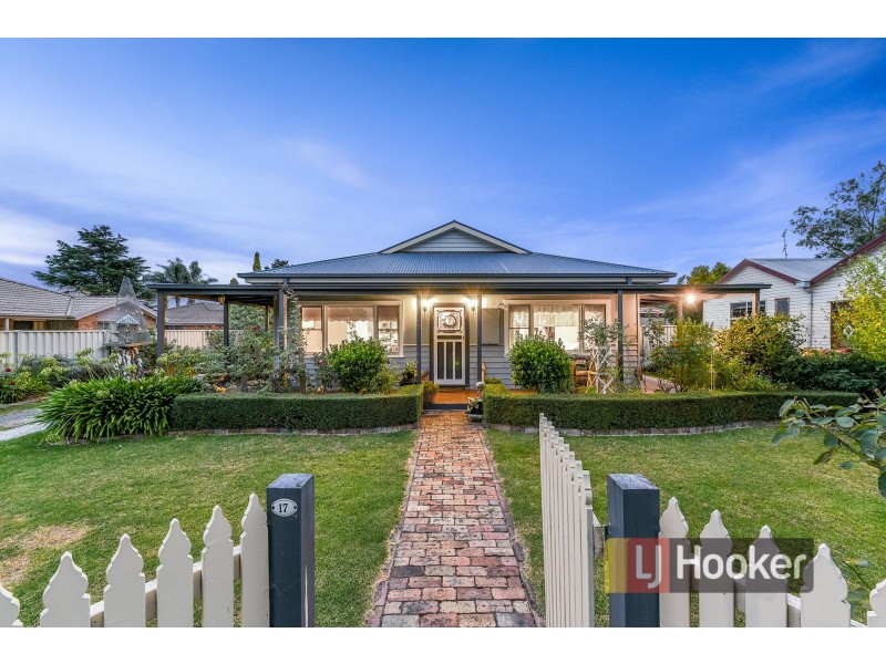 17 Main Street, Nar Nar Goon VIC 3812