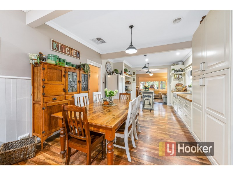 17 Main Street, Nar Nar Goon VIC 3812