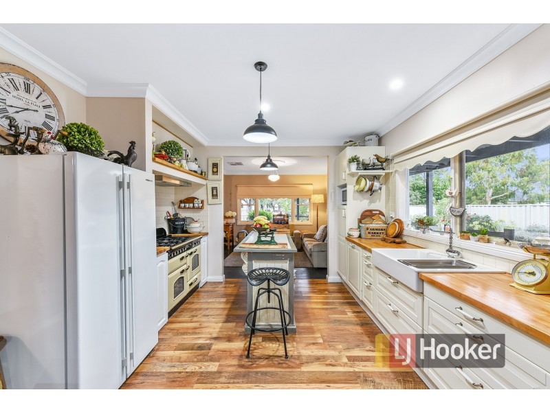 17 Main Street, Nar Nar Goon VIC 3812