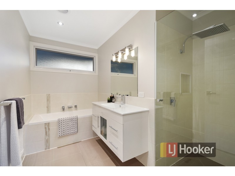 3 Lairds Rise, Garfield VIC 3814