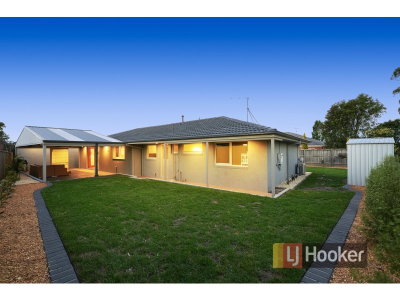 3 Lairds Rise, Garfield VIC 3814