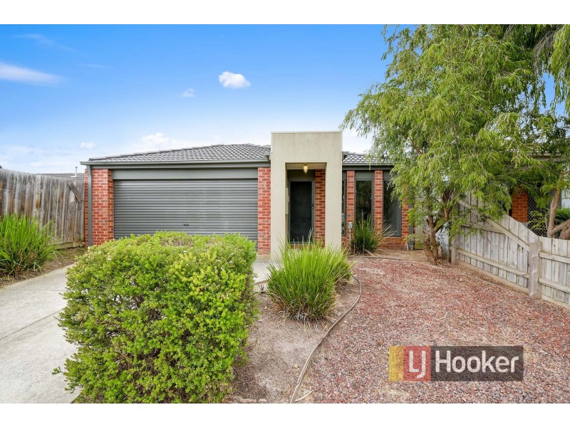 66 Pommel Street, Pakenham VIC 3810