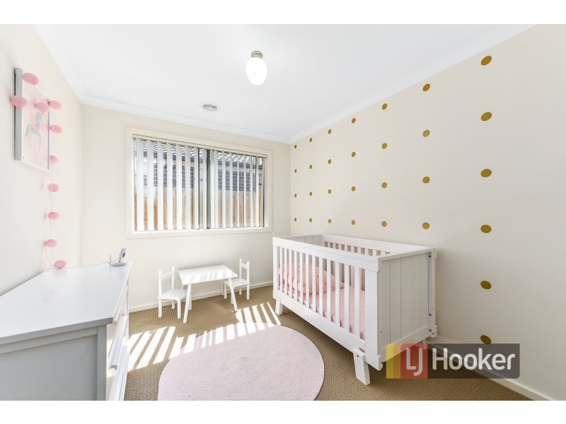 19 Shakespeare Court, Drouin VIC 3818