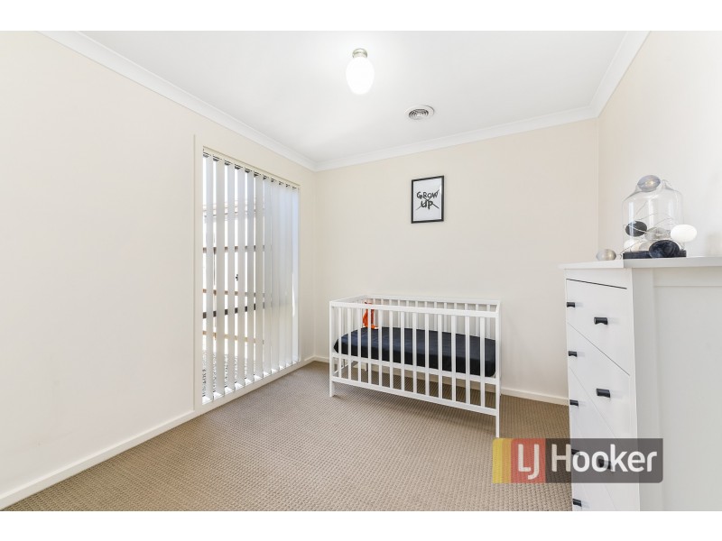 19 Shakespeare Court, Drouin VIC 3818