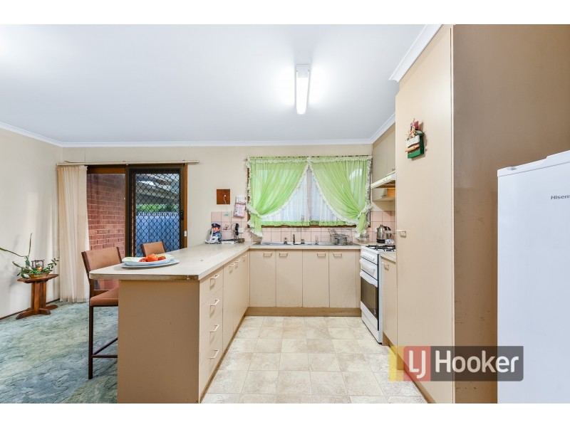 45 Smethurst Avenue, Pakenham VIC 3810