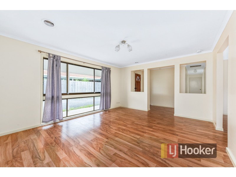 92 Racecourse Road, Pakenham VIC 3810