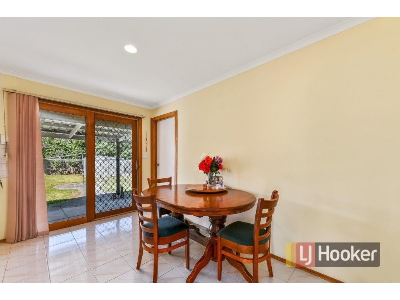 56 Bluegrass Crescent, Pakenham VIC 3810