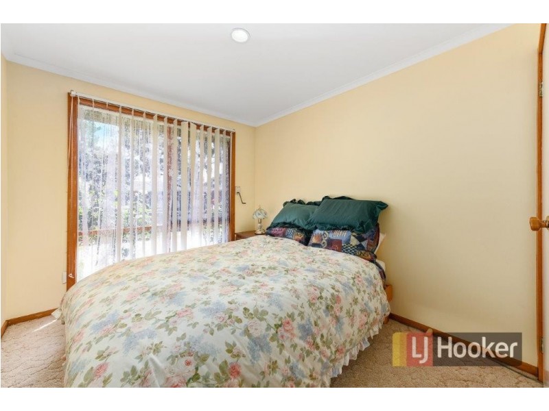 56 Bluegrass Crescent, Pakenham VIC 3810