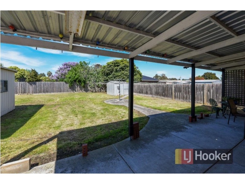 56 Bluegrass Crescent, Pakenham VIC 3810