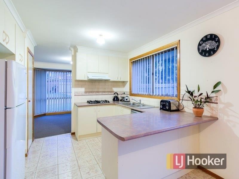 9 Naples Way, Pakenham VIC 3810