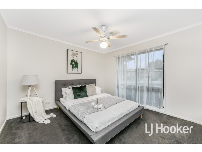 6 Kelly Court, Pakenham VIC 3810