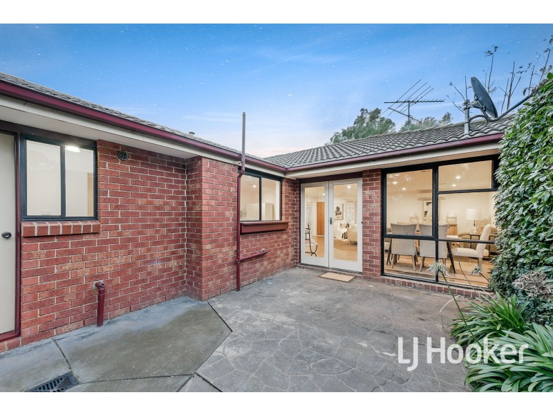 6 Kelly Court, Pakenham VIC 3810
