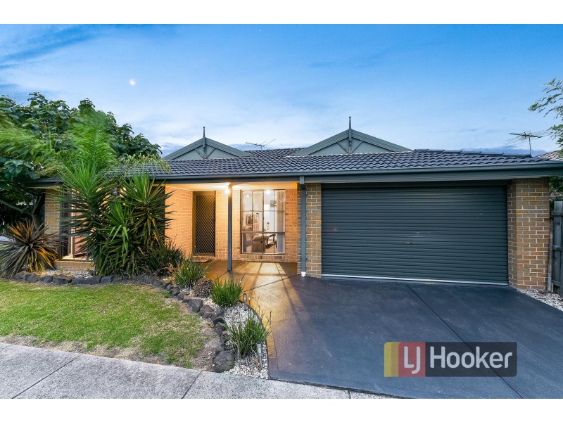 30 Pomegranate Way, Pakenham VIC 3810