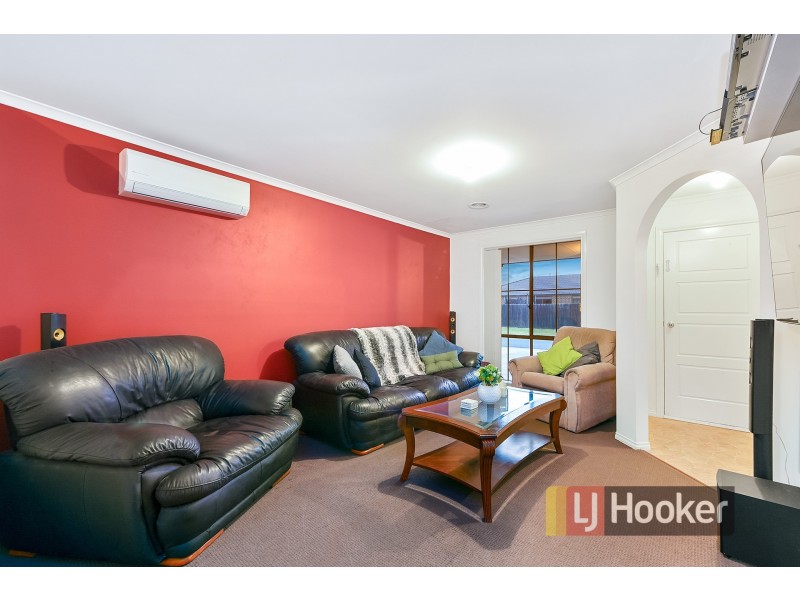 30 Pomegranate Way, Pakenham VIC 3810