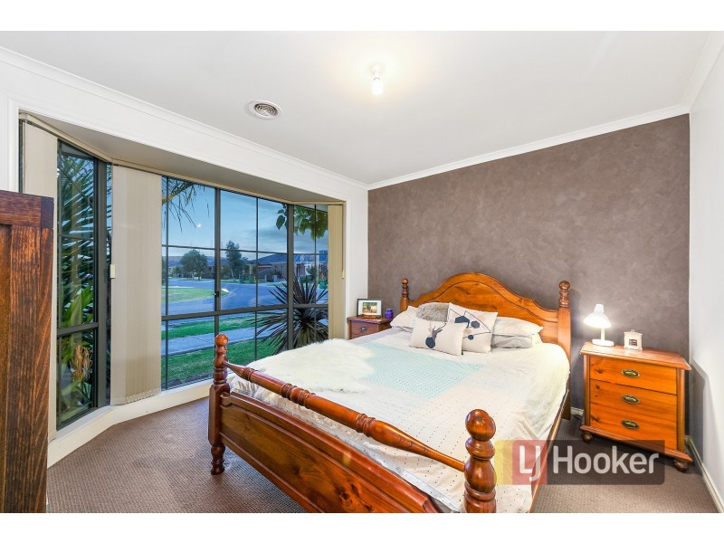 30 Pomegranate Way, Pakenham VIC 3810