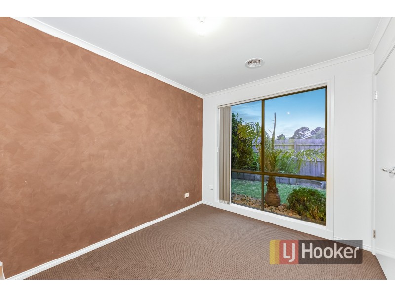 30 Pomegranate Way, Pakenham VIC 3810
