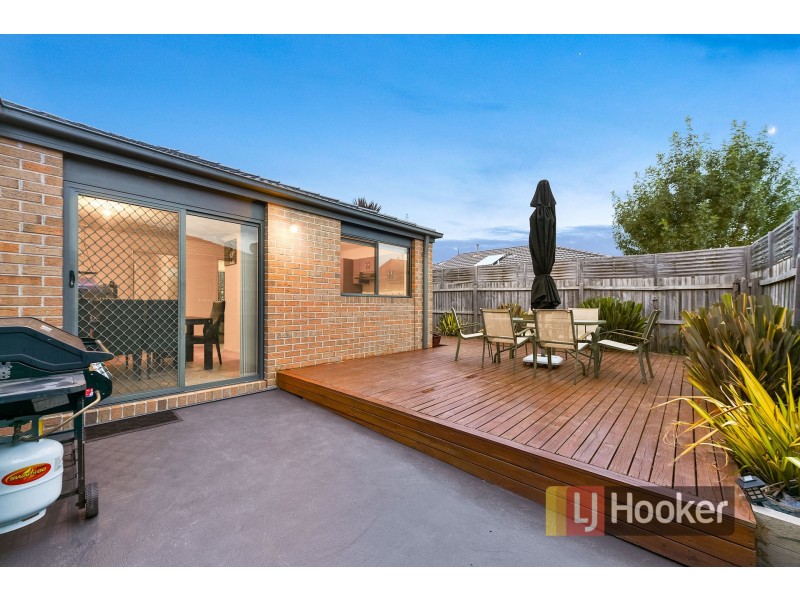 30 Pomegranate Way, Pakenham VIC 3810