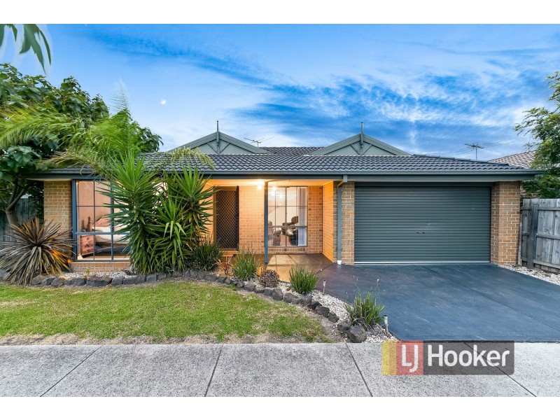 30 Pomegranate Way, Pakenham VIC 3810