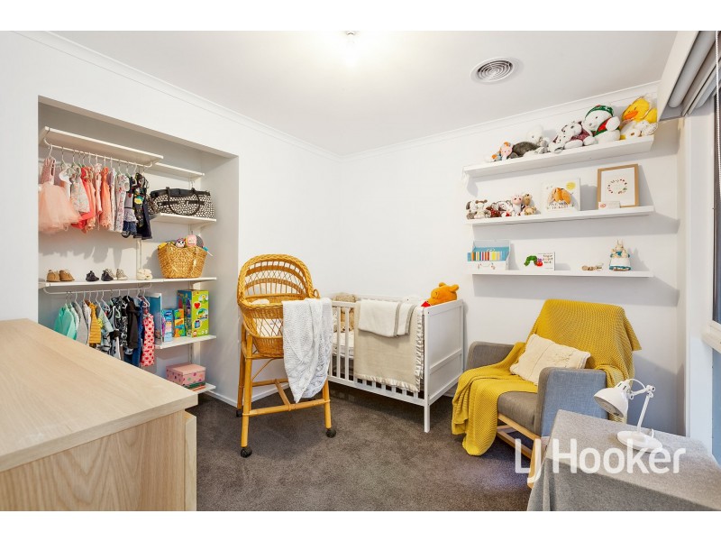 40 Parman Avenue, Pakenham VIC 3810