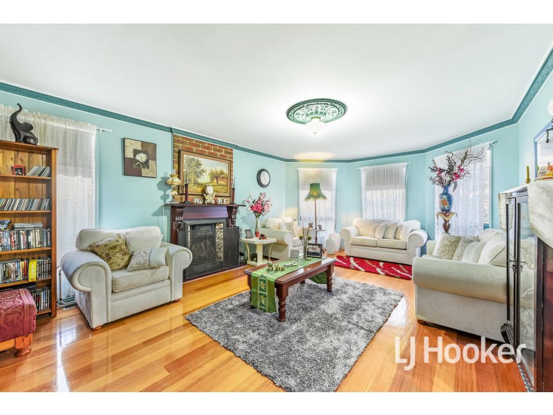 28 McGill Court, Pakenham VIC 3810