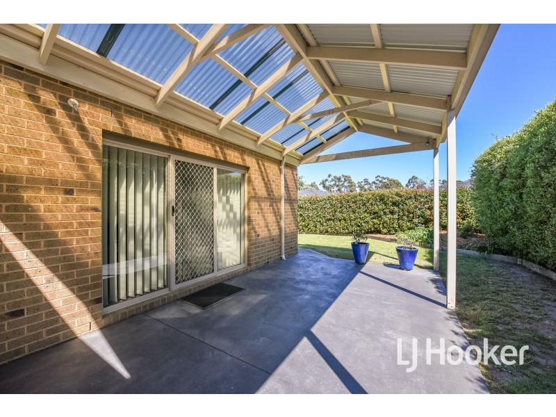 3 Mia Drive, Pakenham VIC 3810