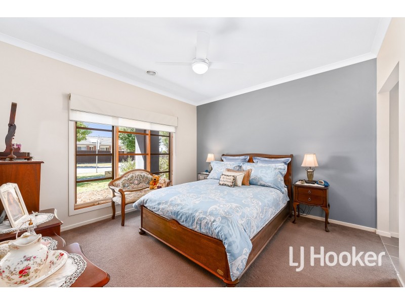 3 Mia Drive, Pakenham VIC 3810