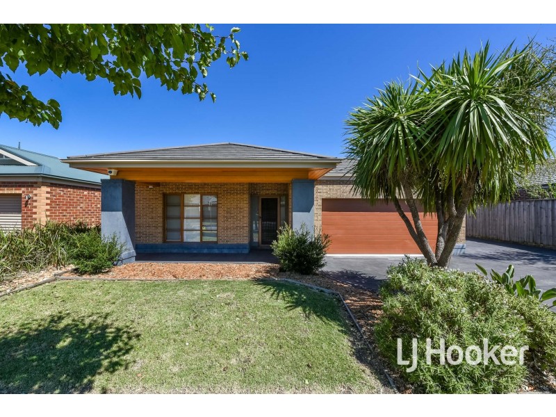 3 Mia Drive, Pakenham VIC 3810