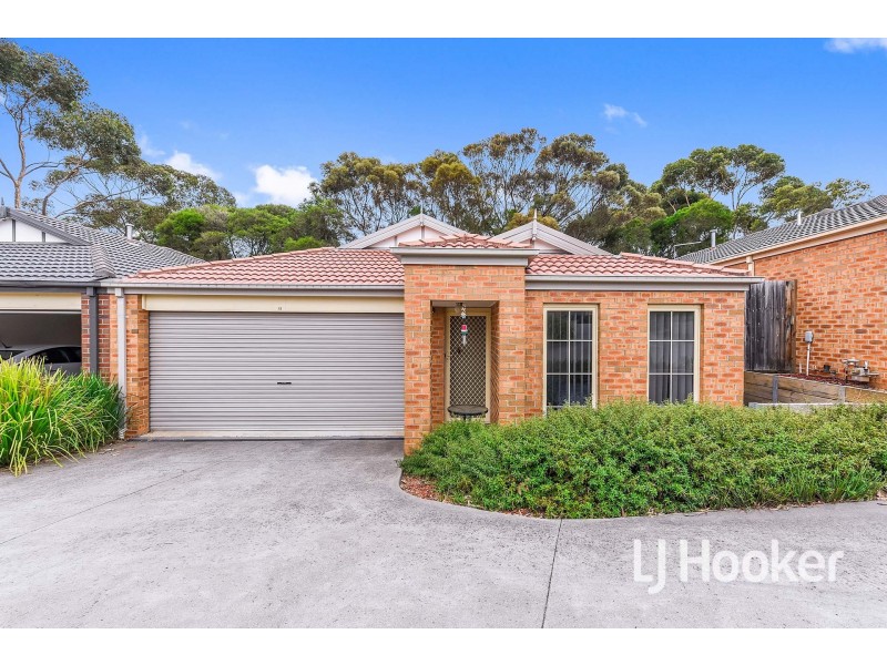 12/40 Army Road, Pakenham VIC 3810