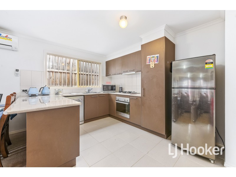 12/40 Army Road, Pakenham VIC 3810
