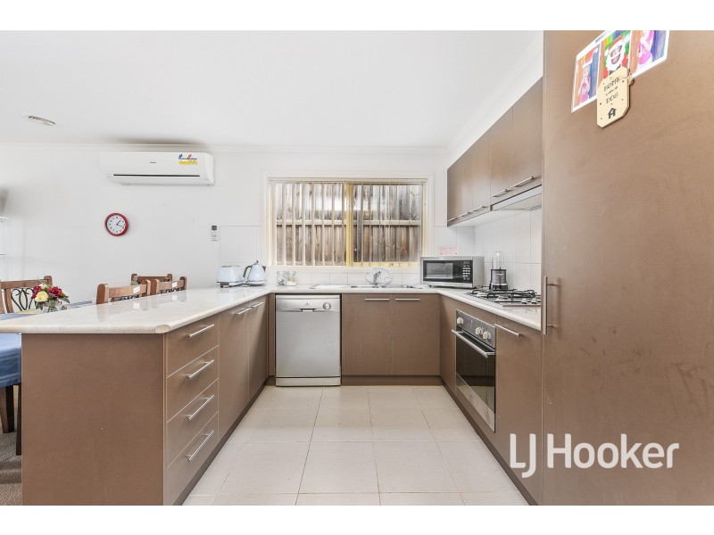 12/40 Army Road, Pakenham VIC 3810