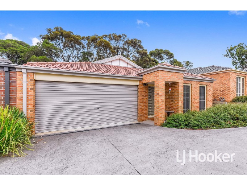 12/40 Army Road, Pakenham VIC 3810