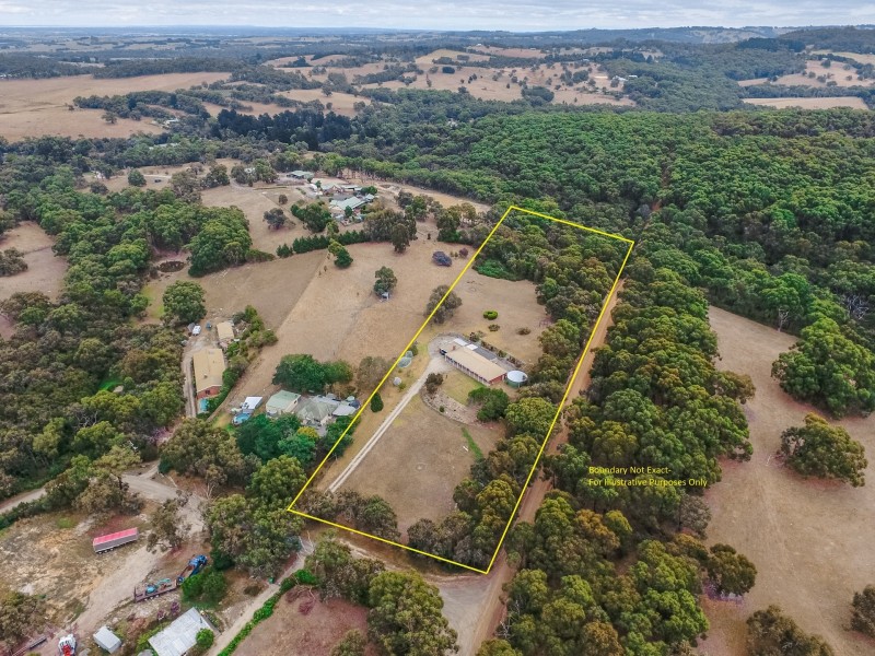 75 Manoora Road, Nar Nar Goon North VIC 3812