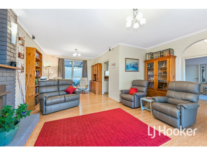 75 Manoora Road, Nar Nar Goon North VIC 3812