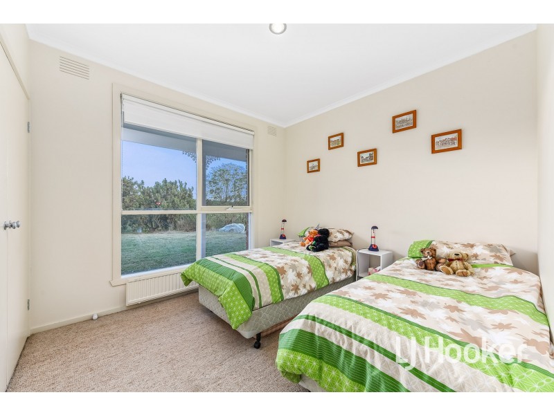 75 Manoora Road, Nar Nar Goon North VIC 3812